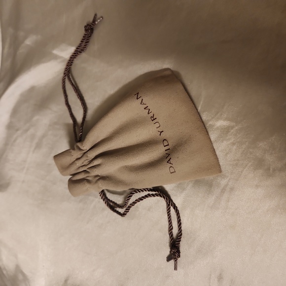 David Yurman Silver and Black Cord Bracelet (NWOT) - Picture 4 of 5